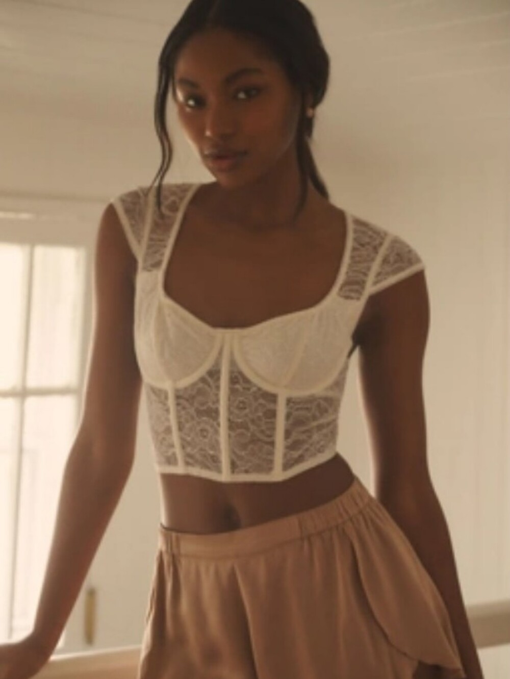 NWT LyreBird Lace Corset Pullover Top